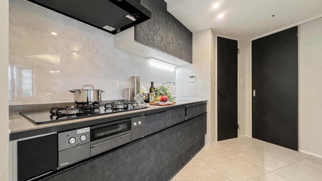 High-Floor Residence at Shinagawa V Tower